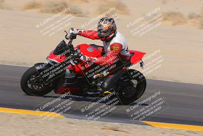 media/Oct-08-2022-SoCal Trackdays (Sat) [[1fc3beec89]]/Turn 9 Inside (10am)/